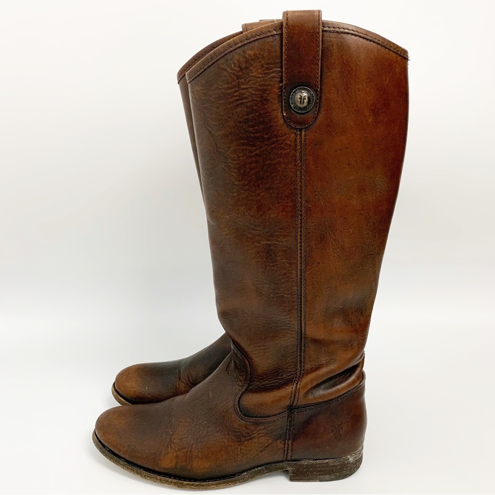 Frye boots high pull on brown leather boots Sz 7.5 the fit is a little snug.